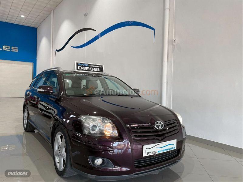 TOYOTA AVENSIS 2.2 D4D EXECUTIVE WAGON DE 2007 CON 221.000 KM POR 5.900 EUR. EN SEVILLA