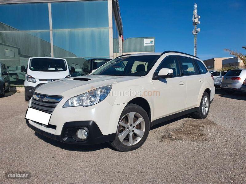 SUBARU OUTBACK 2.0 DIESEL EXECUTIVE PLUS CVT LINEARTR DE 2014 CON 216.480 KM POR 7.900 EUR. EN CADIZ