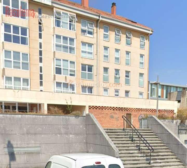 LOCAL EN CMELIDE SANTIAGO DE COMPOSTELA (A CORUÑA) EN VENTA